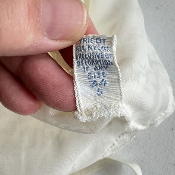 VTG Vanity Fair Lace Bodice Slip Dress Nightgown Size 34 S Ivory Nylon Coquette - Picture 7 of 11